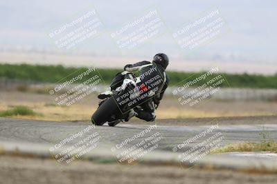 media/May-03-2025-CRA (Sat) [[22b18d099a]]/Races/Race 2/